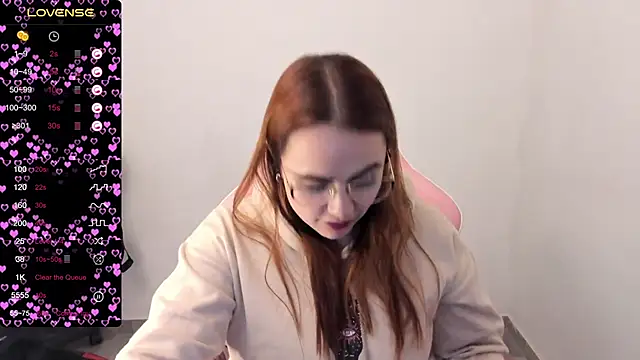 maryluna95 online show from March 4, 2025, 12:18 am