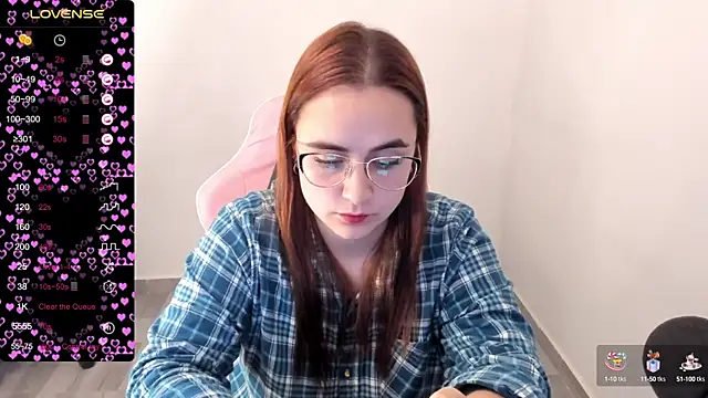 maryluna95 online show from March 5, 2025, 7:49 am