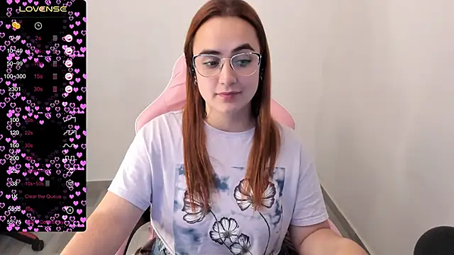 maryluna95 online show from March 6, 2025, 12:54 am