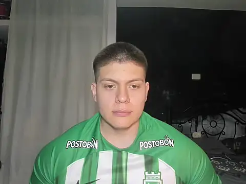 Snapshot of regan_jhonso chatting on February 11, 2025, 5:05 am regan jhonso online show from February 11, 2025, 5:05 am