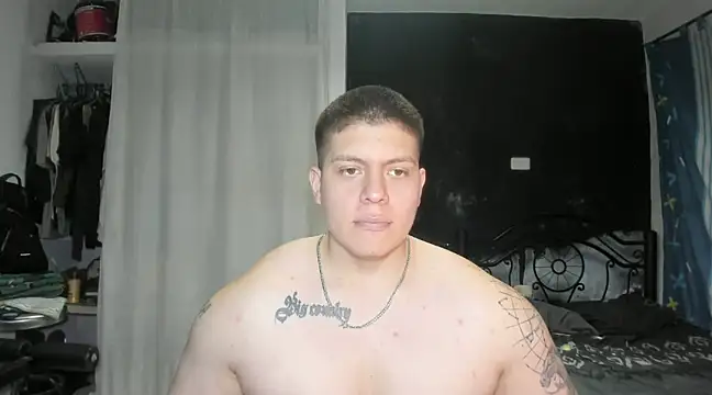 Snapshot of regan_jhonso chatting on February 14, 2025, 7:07 am regan jhonso online show from February 14, 2025, 7:07 am