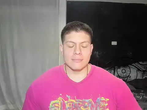 Snapshot of regan_jhonso chatting on March 2, 2025, 4:17 am regan jhonso online show from March 2, 2025, 4:17 am