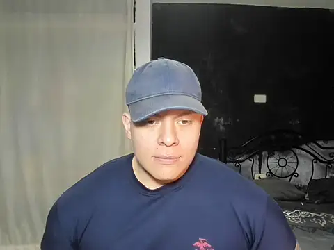 Snapshot of regan_jhonso chatting on March 2, 2025, 12:22 pm regan jhonso online show from March 2, 2025, 12:22 pm