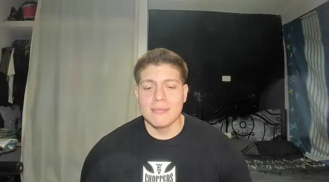 Snapshot of regan_jhonso chatting on March 18, 2025, 5:52 am regan jhonso online show from March 18, 2025, 5:52 am