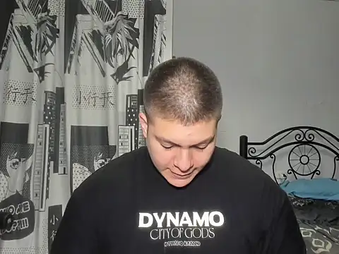 Snapshot of regan_jhonso chatting on October 31, 2025, 5:19 am regan jhonso online show from October 31, 2025, 5:19 am