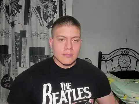 Snapshot of regan_jhonso chatting on November 29, 2025, 5:32 am regan jhonso online show from November 29, 2025, 5:32 am