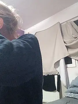 BritneyHudson online show from February 3, 2026, 2:53 am