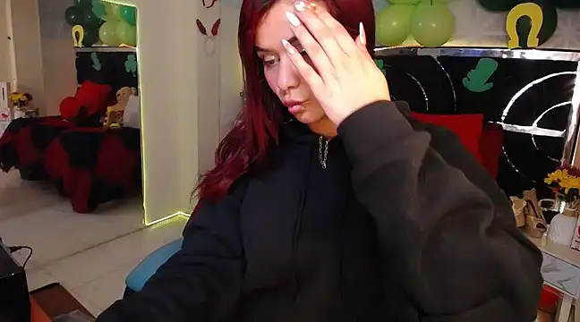 Snapshot of red_moon_2 chatting on March 16, 2025, 7:15 am red moon 2 online show from March 16, 2025, 7:15 am