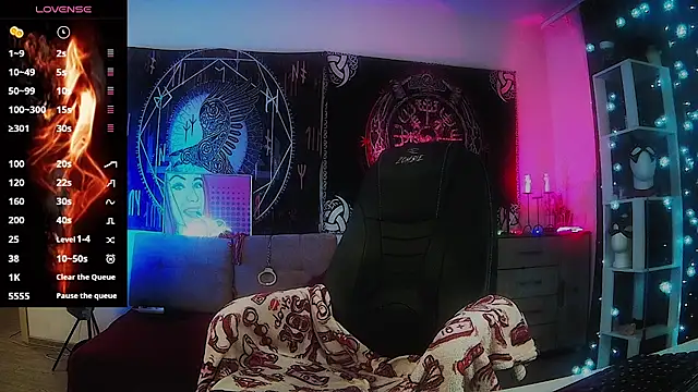 miss jenna lovee online show from April 22, 2026, 12:24 am