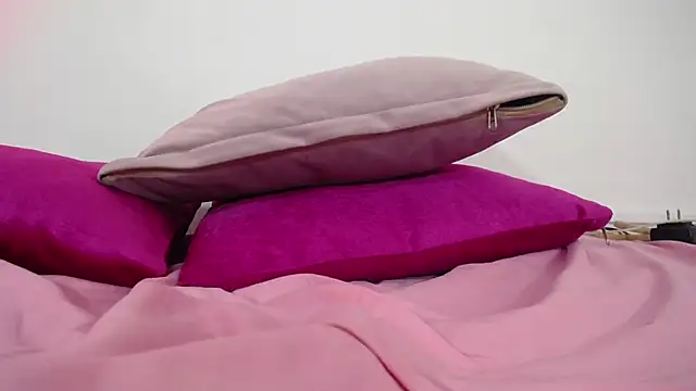 michel cardona online show from January 2, 2025, 3:29 pm