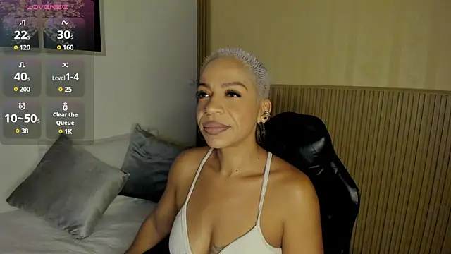 summer night  online show from April 6, 2026, 11:55 am