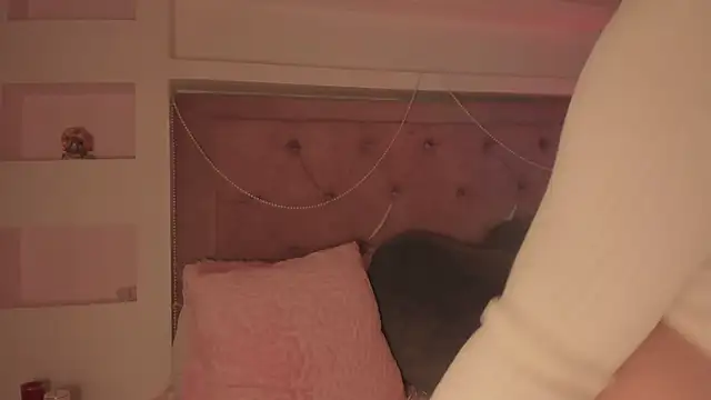 miss melissaa online show from February 8, 2025, 2:16 pm