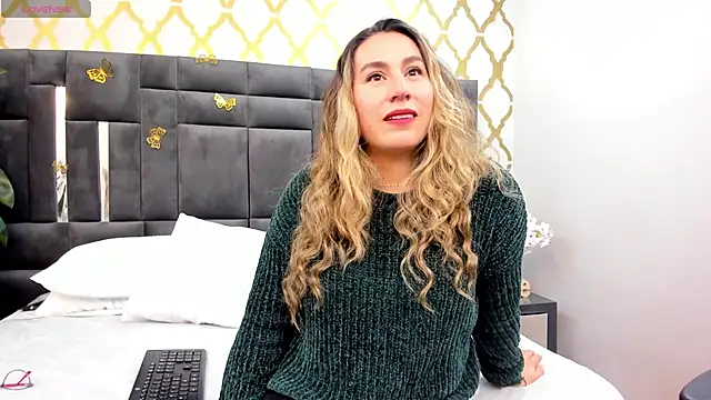 RubbyTaylor online show from October 21, 2025, 2:18 pm