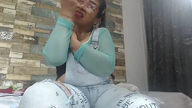 LITLESTAR online show from February 12, 2025, 7:35 pm