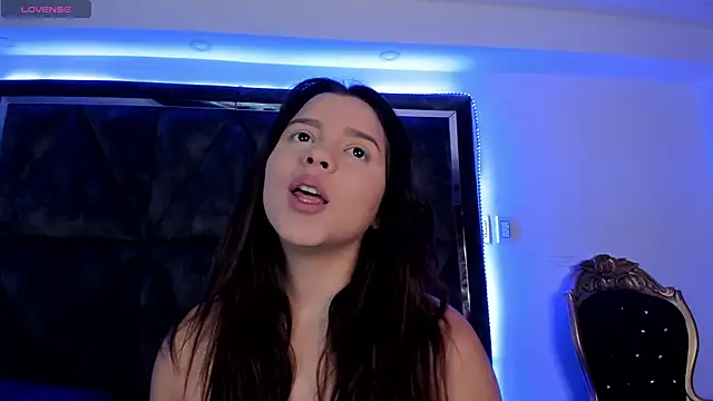 Elsalombardi  online show from February 6, 2025, 12:16 pm