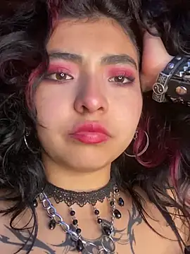 Snapshot of _Gothiccbitch_ chatting on February 15, 2025, 1:53 am Gothiccbitch online show from February 15, 2025, 1:53 am