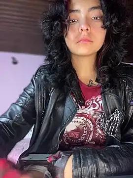 Snapshot of _Gothiccbitch_ chatting on February 25, 2025, 2:58 am Gothiccbitch online show from February 25, 2025, 2:58 am