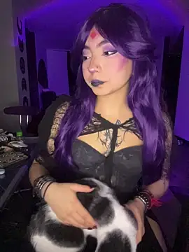 Snapshot of _Gothiccbitch_ chatting on October 31, 2025, 5:52 am Gothiccbitch online show from October 31, 2025, 5:52 am