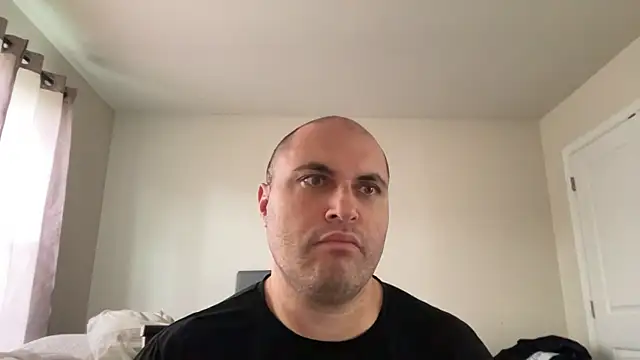 SluggishChase99 online show from April 20, 2026, 3:37 pm