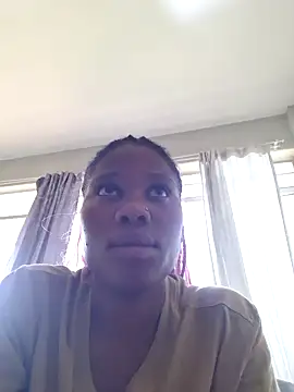 PerfectionBerrie online show from January 25, 2025, 1:19 pm