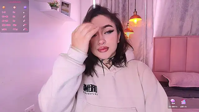 bella-green online show from December 21, 2024, 7:06 pm