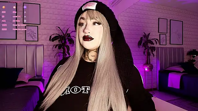 bella-green online show from September 25, 2025, 7:06 pm