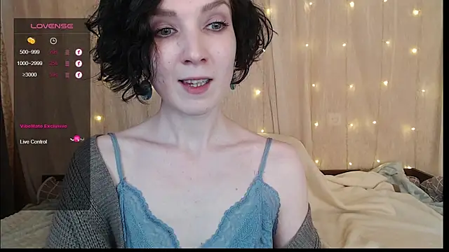 TinaWince online show from December 7, 2024, 7:38 am