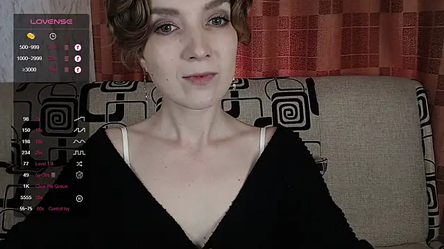 TinaWince online show from May 31, 2026, 4:53 am