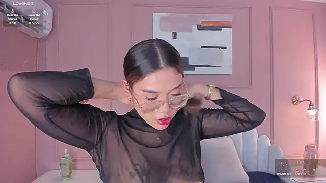 Snapshot of mara_brooks chatting on March 19, 2025, 7:06 pm mara brooks online show from March 19, 2025, 7:06 pm