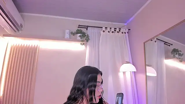 Snapshot of mara_brooks chatting on January 7, 2026, 10:01 pm mara brooks online show from January 7, 2026, 10:01 pm