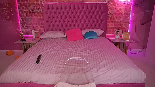 Snapshot of ArianaDarkk chatting on November 5, 2025, 7:03 pm ArianaDarkk online show from November 5, 2025, 7:03 pm