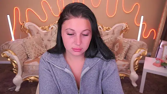 Snapshot of ArianaDarkk chatting on November 14, 2025, 6:28 pm ArianaDarkk online show from November 14, 2025, 6:28 pm