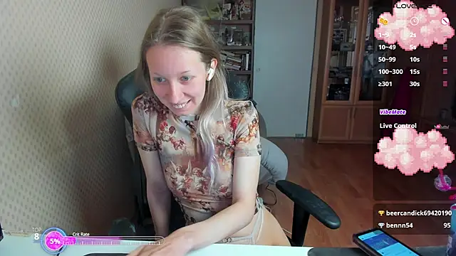 Snapshot of cutieMila chatting on October 11, 2025, 9:08 am cutieMila online show from October 11, 2025, 9:08 am