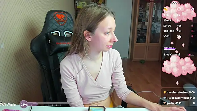 Snapshot of cutieMila chatting on December 18, 2025, 9:04 am cutieMila online show from December 18, 2025, 9:04 am