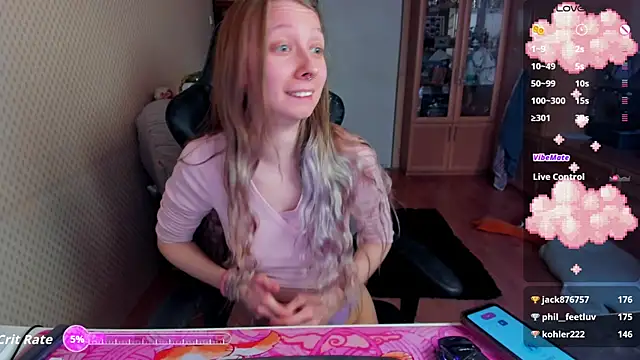 Snapshot of cutieMila chatting on January 13, 2026, 8:19 am cutieMila online show from January 13, 2026, 8:19 am