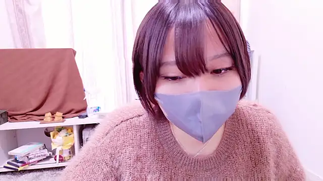 senachinnn online show from November 12, 2025, 3:07 am