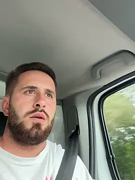 GeoGeorgee online show from September 14, 2025, 12:26 pm