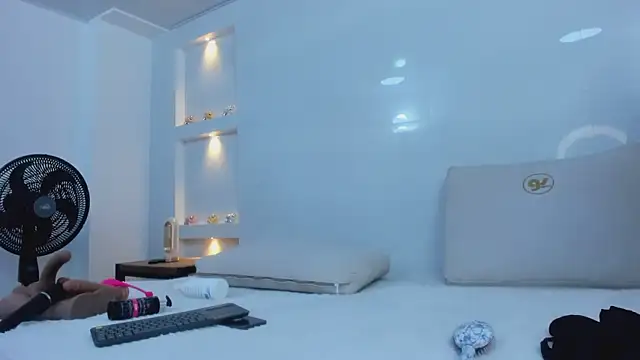 Snapshot of Dalia-Prada chatting on September 26, 2025, 4:27 am Dalia-Prada online show from September 26, 2025, 4:27 am