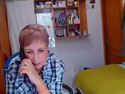 Victoria5643 online show from December 10, 2024, 7:22 pm