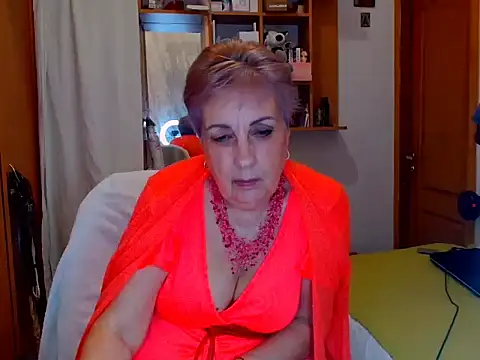 Victoria5643 online show from March 6, 2025, 8:48 pm