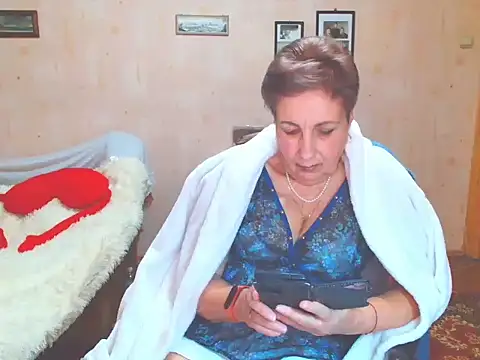 Victoria5643 online show from February 11, 2026, 6:13 pm