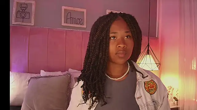 Anneth  M online show from March 19, 2025, 7:38 pm