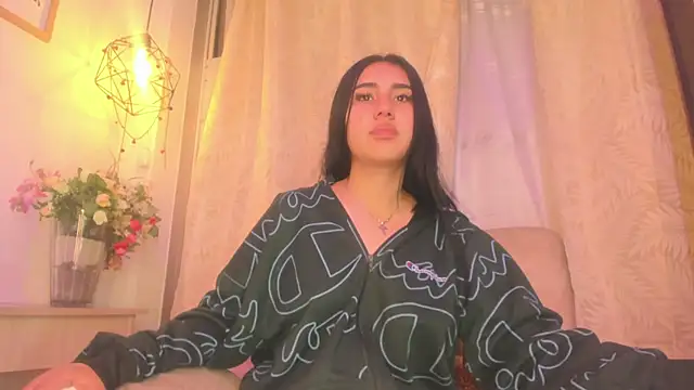 Chanttall  online show from December 16, 2024, 9:03 am