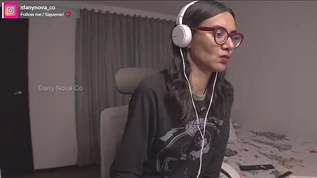 DanyNova Co online show from December 30, 2024, 8:15 pm