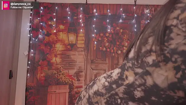 DanyNova Co online show from November 11, 2025, 9:15 pm