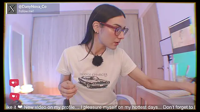 DanyNova Co online show from April 19, 2026, 9:06 pm