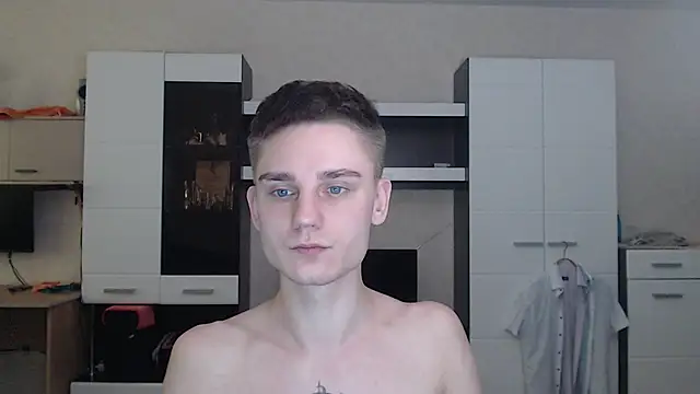 angryzan online show from December 25, 2024, 8:07 am