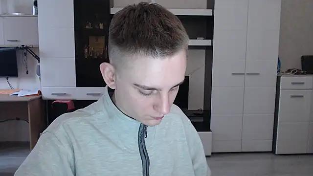 angryzan online show from January 13, 2025, 6:49 am