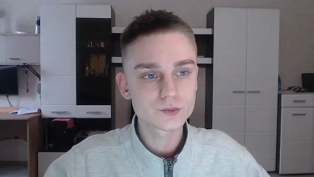 angryzan online show from January 13, 2025, 9:52 am