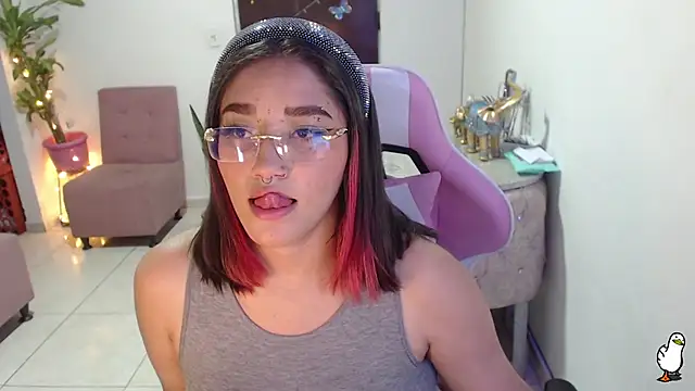 littleangel1 m online show from February 26, 2025, 9:48 pm